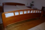 Doppelbett in Kirsch zu verkaufen