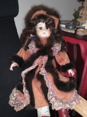 Porzellanpuppe - echtes Haar